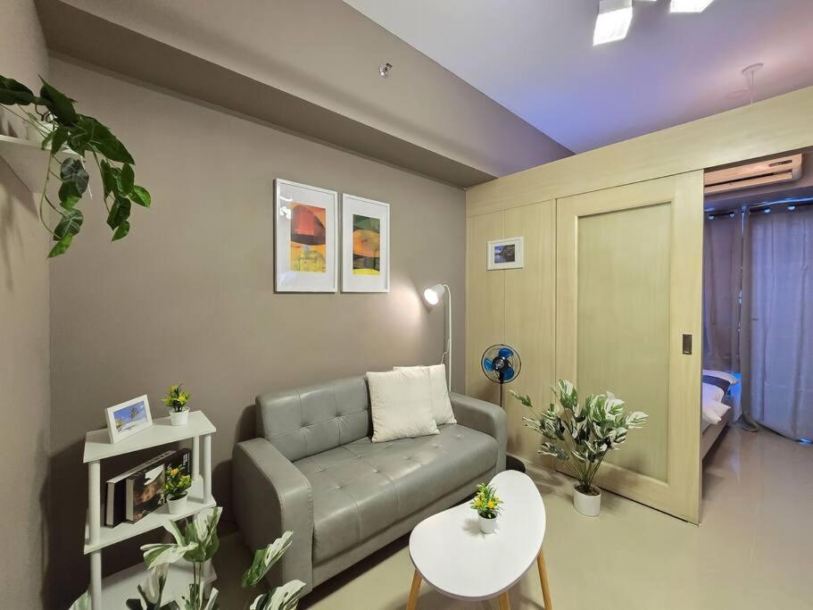 Apartment 1br Condotel W Balcony Sm Light Residences #lt10