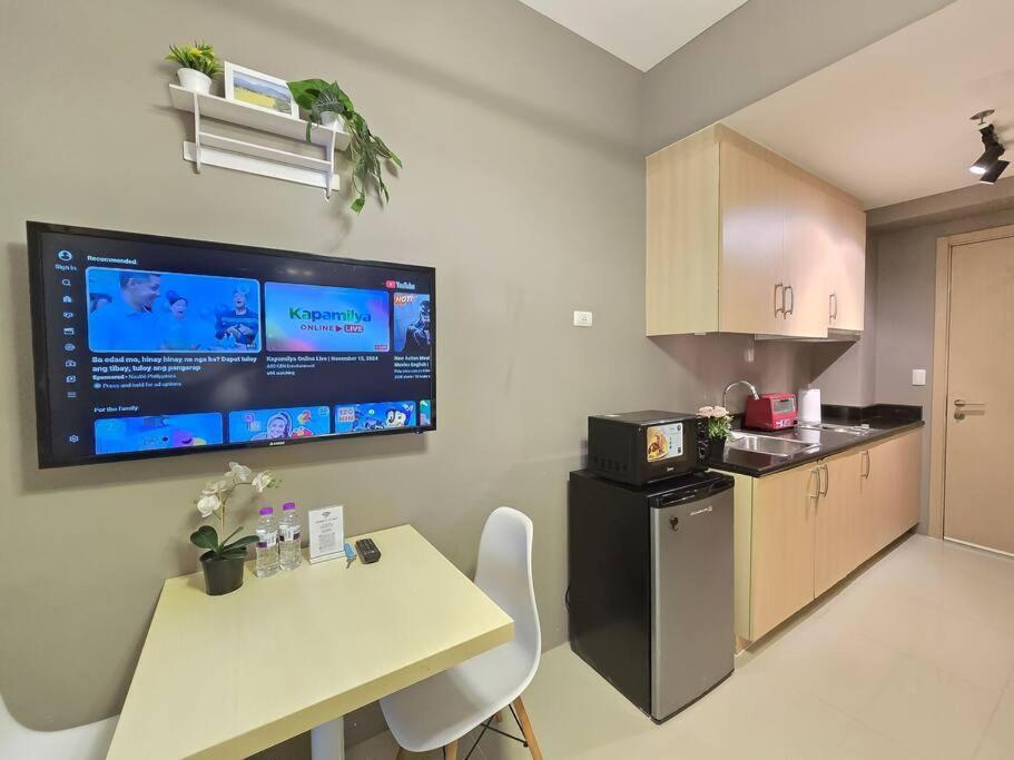 1br Condotel W Balcony Sm Light Residences #lt10 * Manila