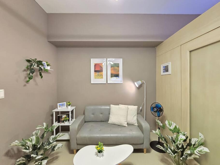 1br Condotel W Balcony Sm Light Residences #lt10 Apartment